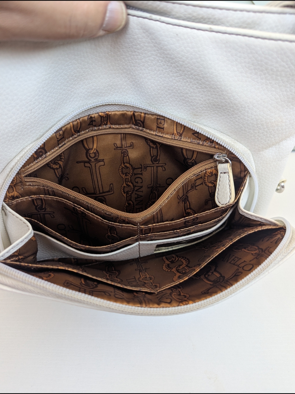 Tignanello Pale Beige Leather Shoulder Bag with Front Zip Pocket - Picture 13 of 13